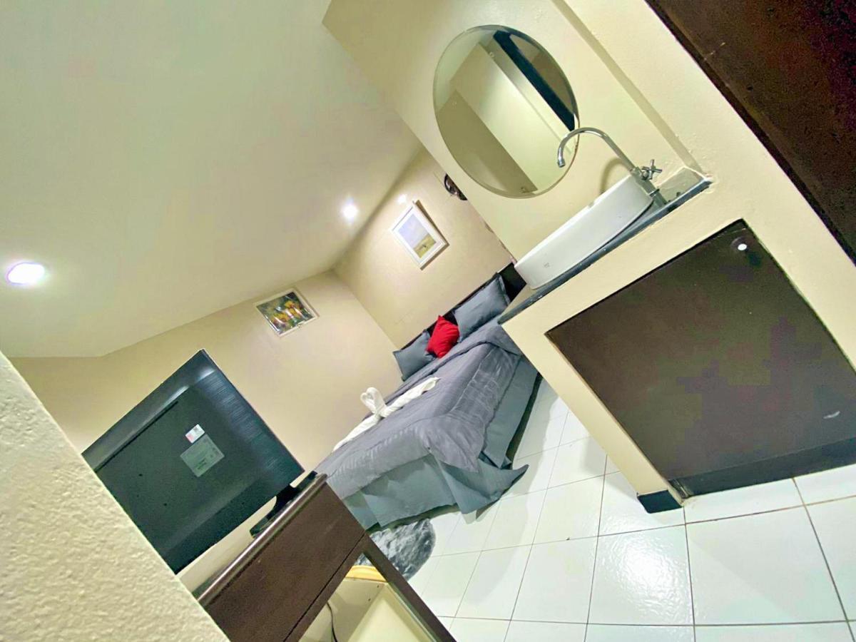 Cheqinn - Sukhumvit 4 Nana Plaza 旅馆