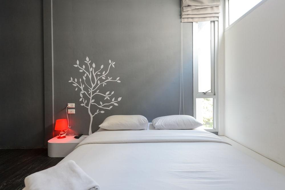 Cheqinn - Sukhumvit 4 Nana Plaza 旅馆 曼谷