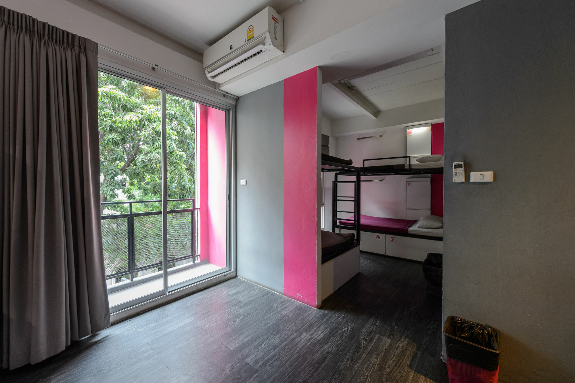 Cheqinn - Sukhumvit 4 Nana Plaza 旅馆