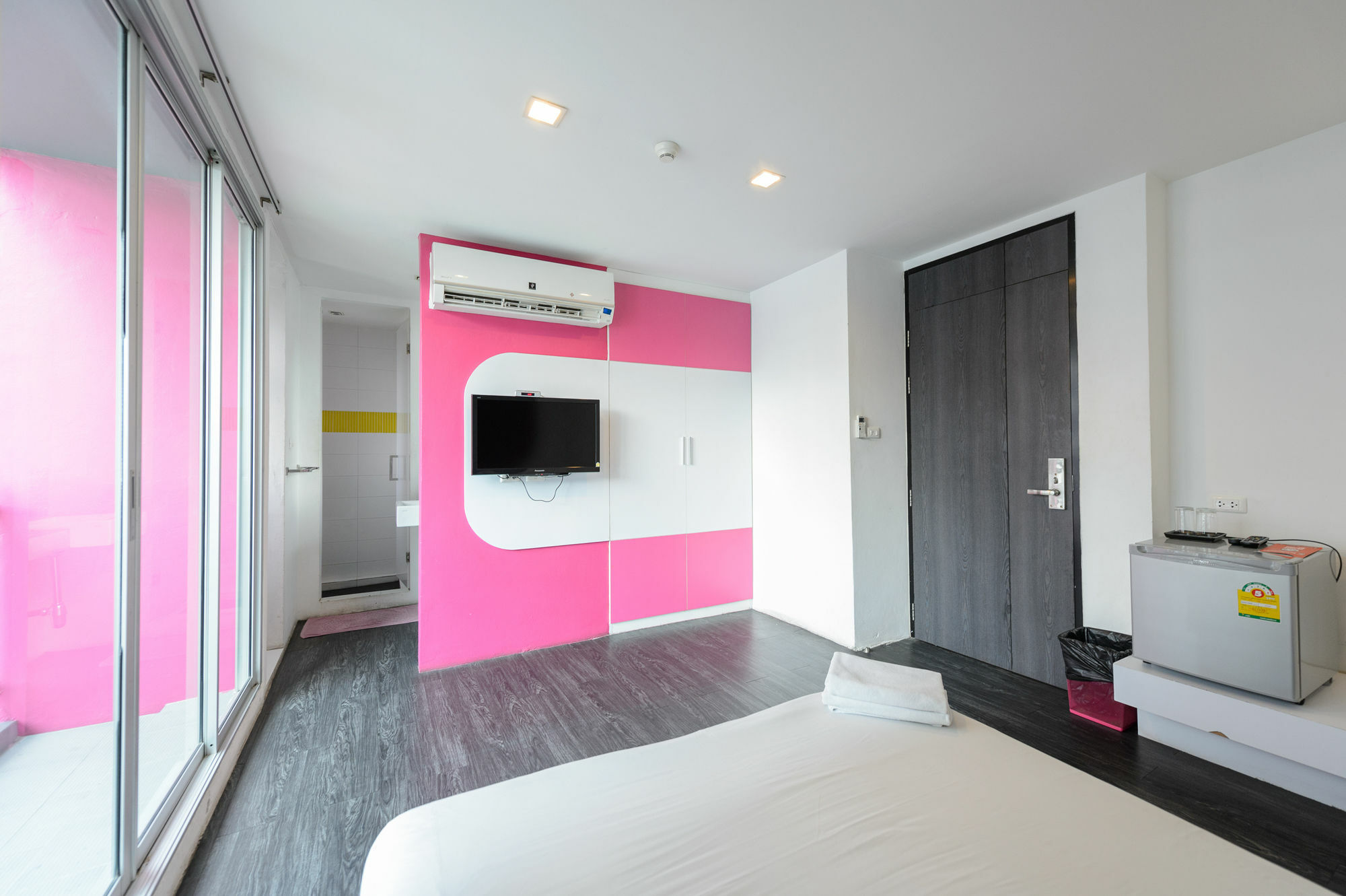 旅馆 Cheqinn - Sukhumvit 4 Nana Plaza *